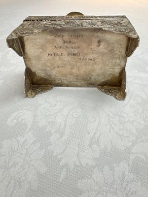 A silver inscribed filigree casket, probably Dutch East Indies, 19/20th C. — photo 8