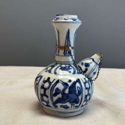 A silver-mounted Chinese blue and white 'Cranes' miniature kendi — photo 3