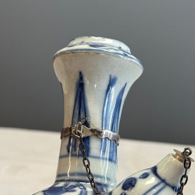 A silver-mounted Chinese blue and white 'Cranes' miniature kendi — photo 8
