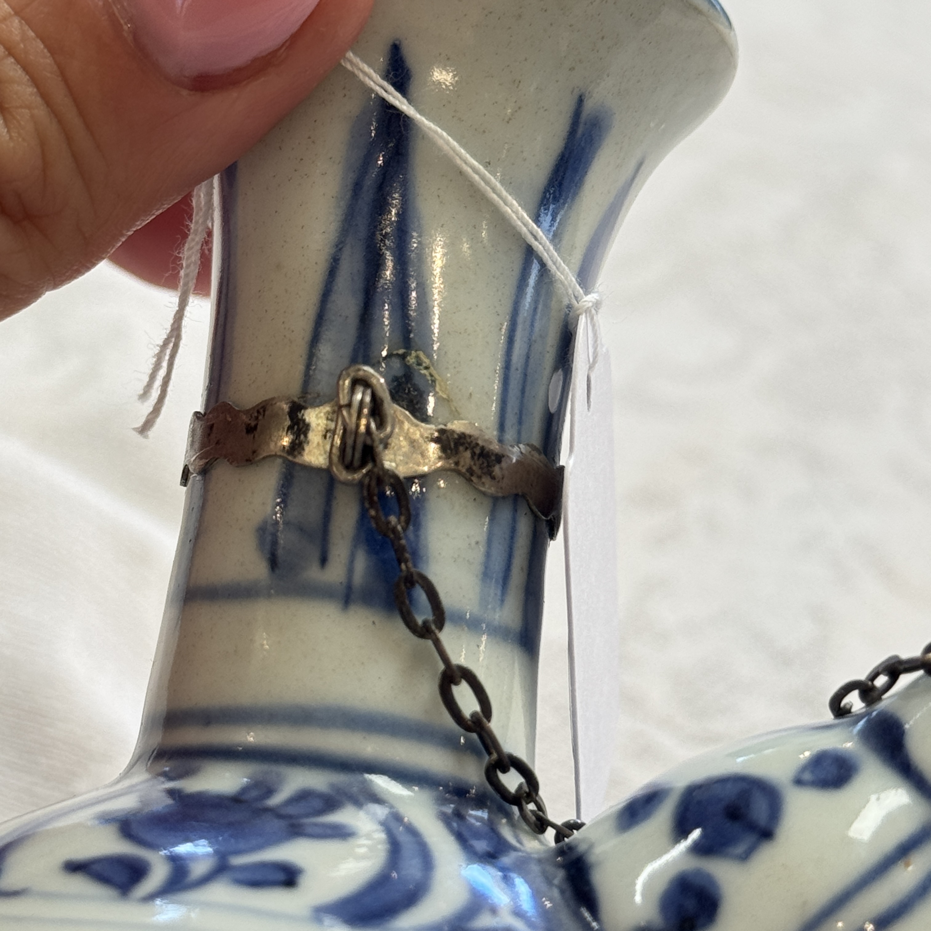 A silver-mounted Chinese blue and white 'Cranes' miniature kendi — photo 15