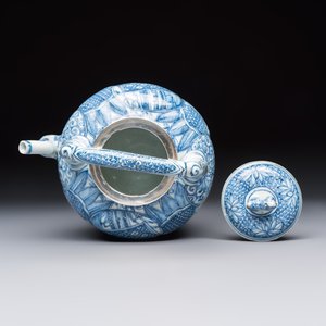 A silver-mounted Chinese blue and white wine pot, Wanli — photo 5