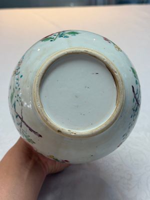 A silver-mounted Chinese famille rose kendi with floral design, Qianlong — foto 20