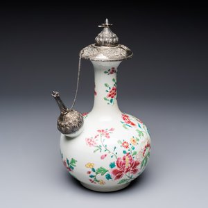 A silver-mounted Chinese famille rose kendi with floral design, Qianlong — foto 5