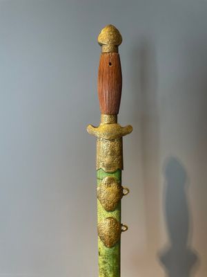 A silver plated dagger and four swords, China, Burma and Indonesia, 18/19th C. — foto 29