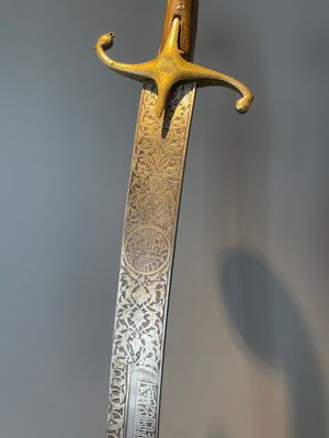 A silver plated dagger and four swords, China, Burma and Indonesia, 18/19th C. — foto 10