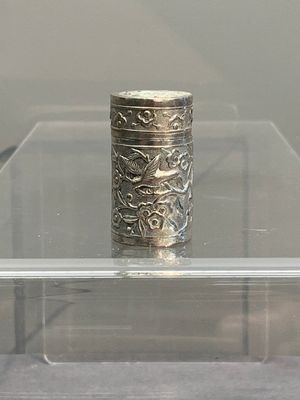A silver tazza, four boxes and a large spoon, China and Thailand 19/20th C. — 照片 20