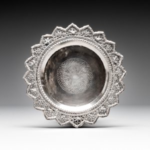 A silver tazza, four boxes and a large spoon, China and Thailand 19/20th C. — 照片 5