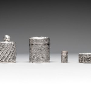 A silver tazza, four boxes and a large spoon, China and Thailand 19/20th C. — 照片 7