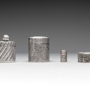 A silver tazza, four boxes and a large spoon, China and Thailand 19/20th C. — 照片 9
