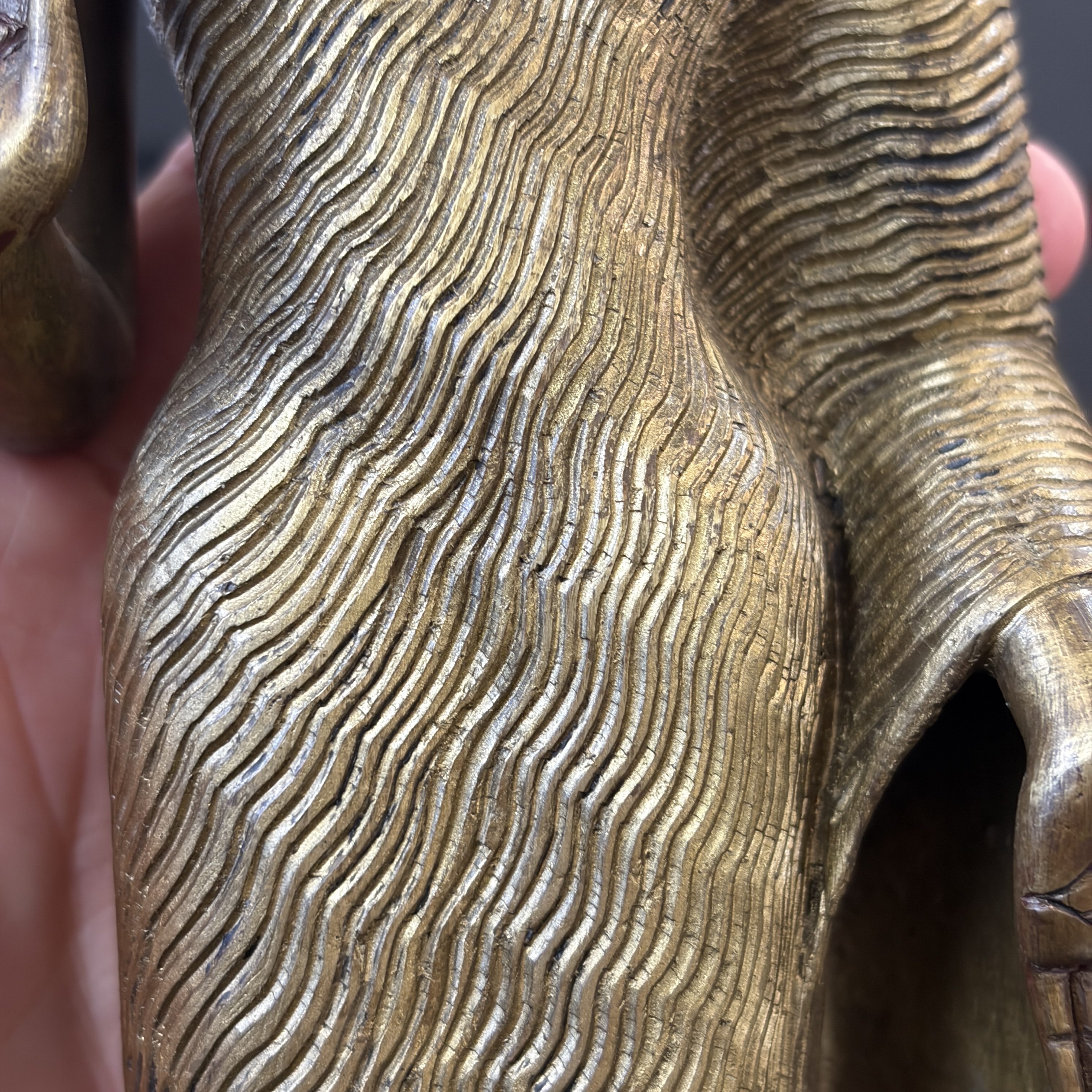 A Sinhalese gilt-copper-alloy figure of Buddha Shakyamuni — 照片 8