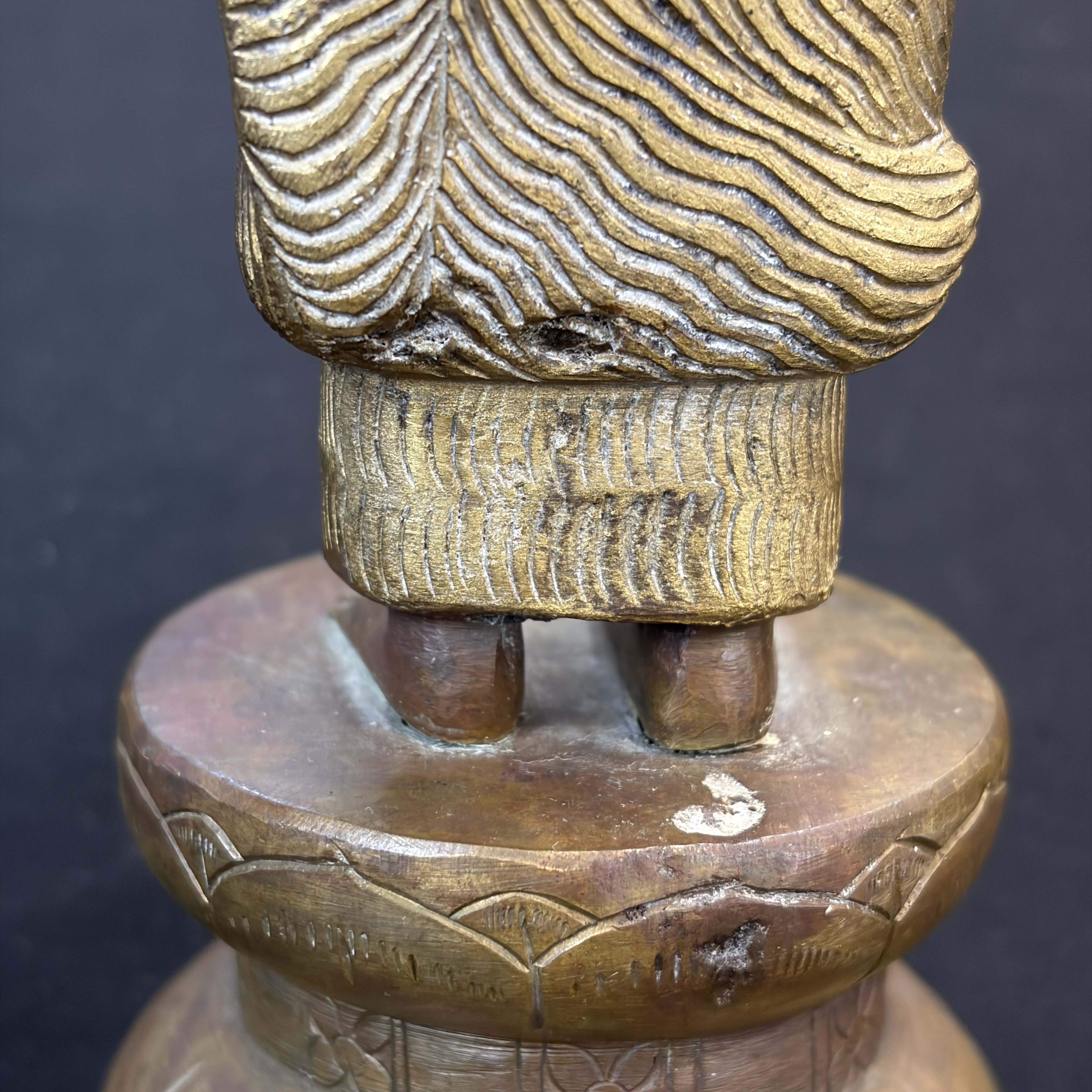 A Sinhalese gilt-copper-alloy figure of Buddha Shakyamuni — 照片 21