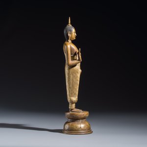 A Sinhalese gilt-copper-alloy figure of Buddha Shakyamuni — 照片 5