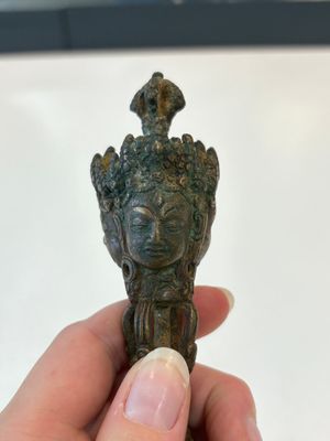 A Sino-Tibetan bronze Bodhisattva, a Thai Buddha and a phurba, 18/19th C. — photo 18