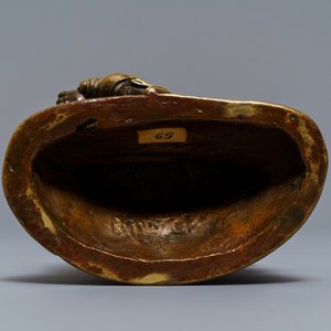 A Sino-Tibetan bronze figure of Jambhala, 17/18th C. — 照片 3