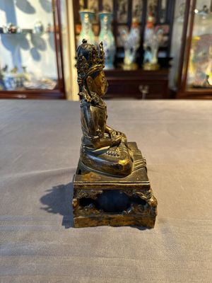 A Sino-Tibetan gilt bronze Buddha Amitayus, dated 1770, Qianlong — 照片 2