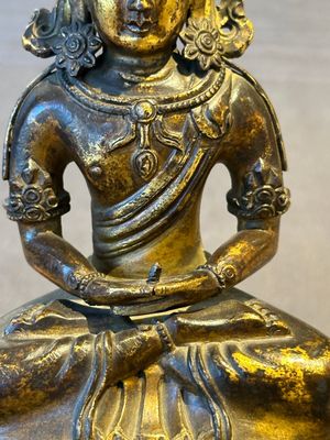 A Sino-Tibetan gilt bronze Buddha Amitayus, dated 1770, Qianlong — 照片 7