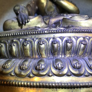 A Sino-Tibetan gilt bronze figure of a White Tara, Ming — photo 29