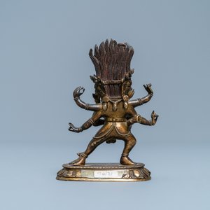 A Sino-Tibetan gilt bronze figure of Hayagriva, 18/19th C. — 照片 4