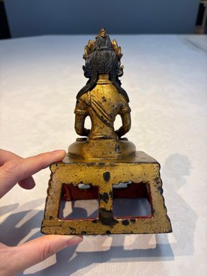 A Sino-Tibetan gilt-lacquered figure of Buddha Amitayus — photo 3