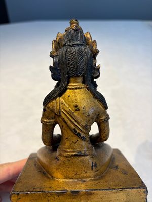 A Sino-Tibetan gilt-lacquered figure of Buddha Amitayus — photo 7