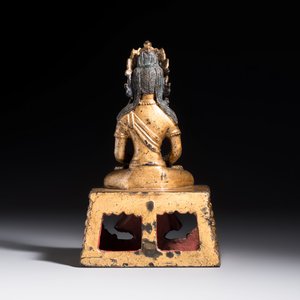 A Sino-Tibetan gilt-lacquered figure of Buddha Amitayus — photo 4