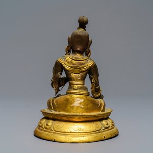 A Sino-Tibetan inlaid gilt copper alloy figure of a White Tara, 18/19th C. — 照片 2