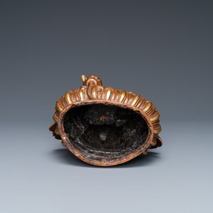 A Sino-Tibetan partly gilt bronze figure of Jambhala with inscriptions on the back, 19th C. — photo 7