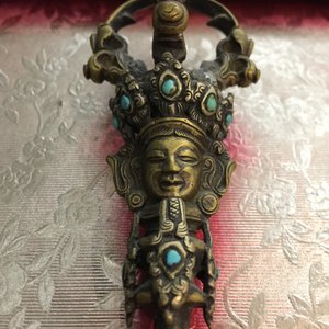 A Sino-Tibetan turquoise-inlaid gilt bronze vajra, 17/18th C. — photo 8