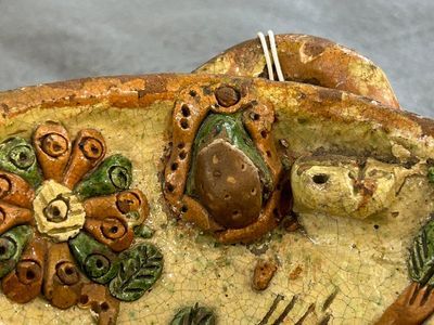 A slip-decorated three-handled earthenware bowl, probably Germany, 16/17th C. — photo 14