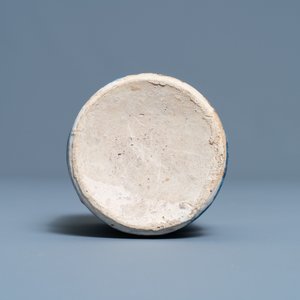 A small blue, white and manganese maiolica albarello, Antwerp or Northern Netherlands, 16/17th C. — 照片 7