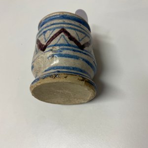 A small blue, white and manganese maiolica albarello, Antwerp or Northern Netherlands, 16/17th C. — 照片 9