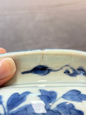 A small Chinese blue and white 'phoenixes and peonies' jar, Wanli — photo 7
