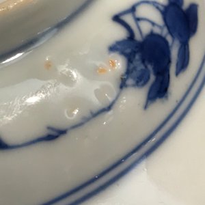 A small Chinese blue and white plate with a monk near the water, Transitional period — photo 17