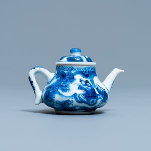 A small Chinese blue and white teapot and cover, Kangxi — 照片 4