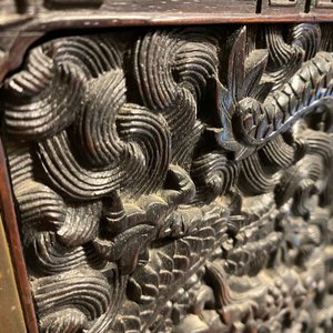 A small Chinese carved wooden 'dragon' cabinet, Republic — 照片 31