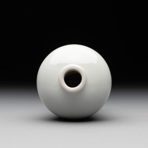 A small Chinese famille rose 'playing boys' 'meiping' vase, Republic — photo 5