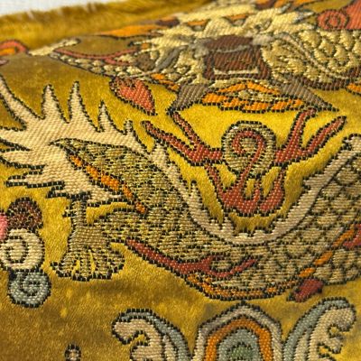 A small Chinese gold-thread brocade 'Dragon' panel — photo 6