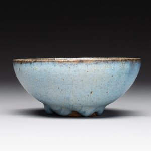 A small Chinese 'jun' bowl, Yuan/Ming — photo 5