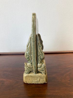 A small Chinese Longquan celadon table screen, Ming — 照片 2