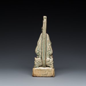 A small Chinese Longquan celadon table screen, Ming — 照片 3