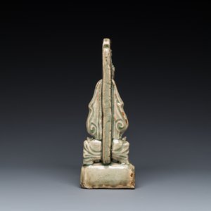 A small Chinese Longquan celadon table screen, Ming — 照片 5