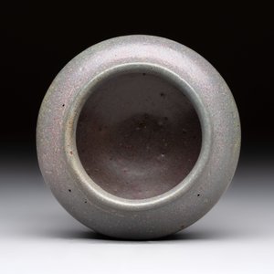A small Chinese Longquan celadon water dropper and a jun-type water pot, Yuan/Ming — 照片 12