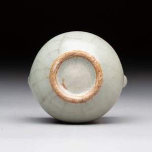 A small Chinese Longquan celadon water dropper and a jun-type water pot, Yuan/Ming — 照片 7