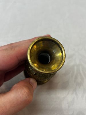 A small Chinese 'Lotus Scroll' incense tool vase, Qianlong mark, 18th C., and possibly of the period — 照片 7