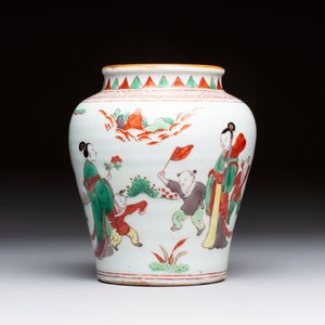 A small Chinese wucai jar with figures in a landscape, Transitional period — photo 2