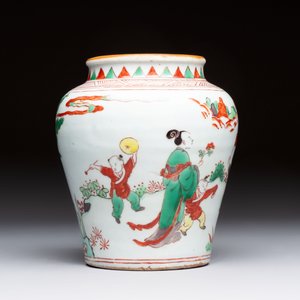 A small Chinese wucai jar with figures in a landscape, Transitional period — photo 5