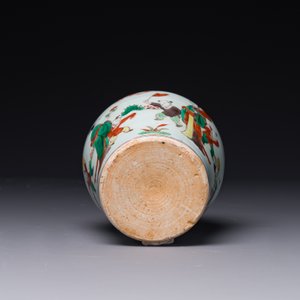 A small Chinese wucai jar with figures in a landscape, Transitional period — 照片 6