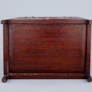 A small hongmu wood cabinet, China, early 20th C. — 照片 6