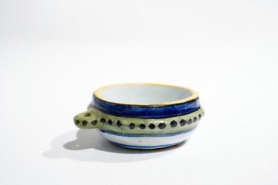 A small polychrome Brussels faience bird feeder, 1st half 19th C.