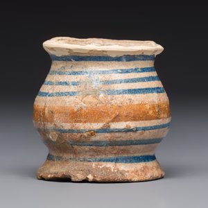 A small polychrome maiolica albarello-type ointment jar, Antwerp or Northern Netherlands, 16th C. — 照片 3